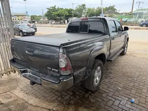Toyota Tacoma 2014 Gray