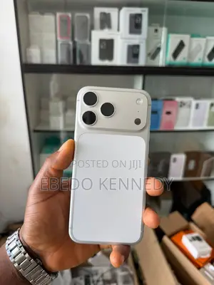 Apple iPhone 17 Pro Max 256 GB Silver