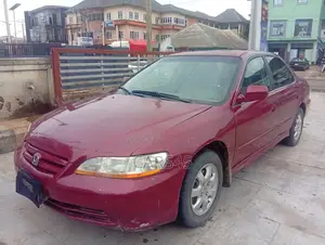 Honda Accord 2000 Red