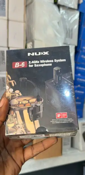 Nux 2.4ghz Wireless System for Saxophone