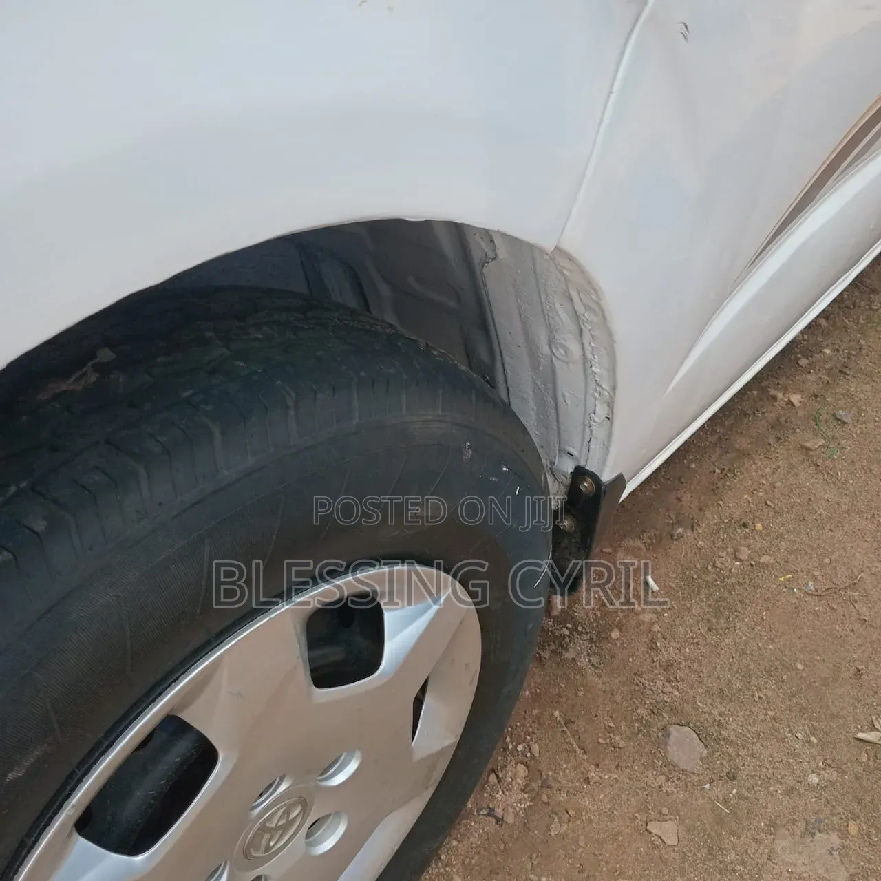Toyota HiAce 2010 White
