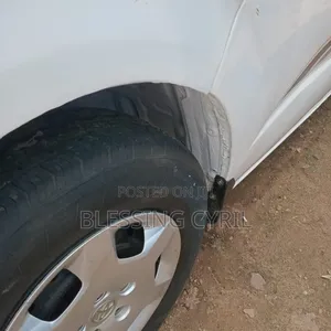 Toyota HiAce 2010 White