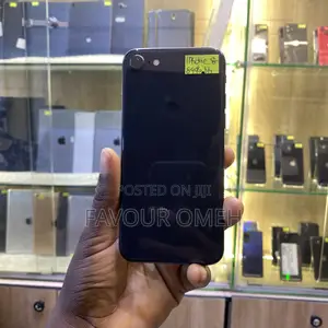 Apple iPhone 8 64 GB Black