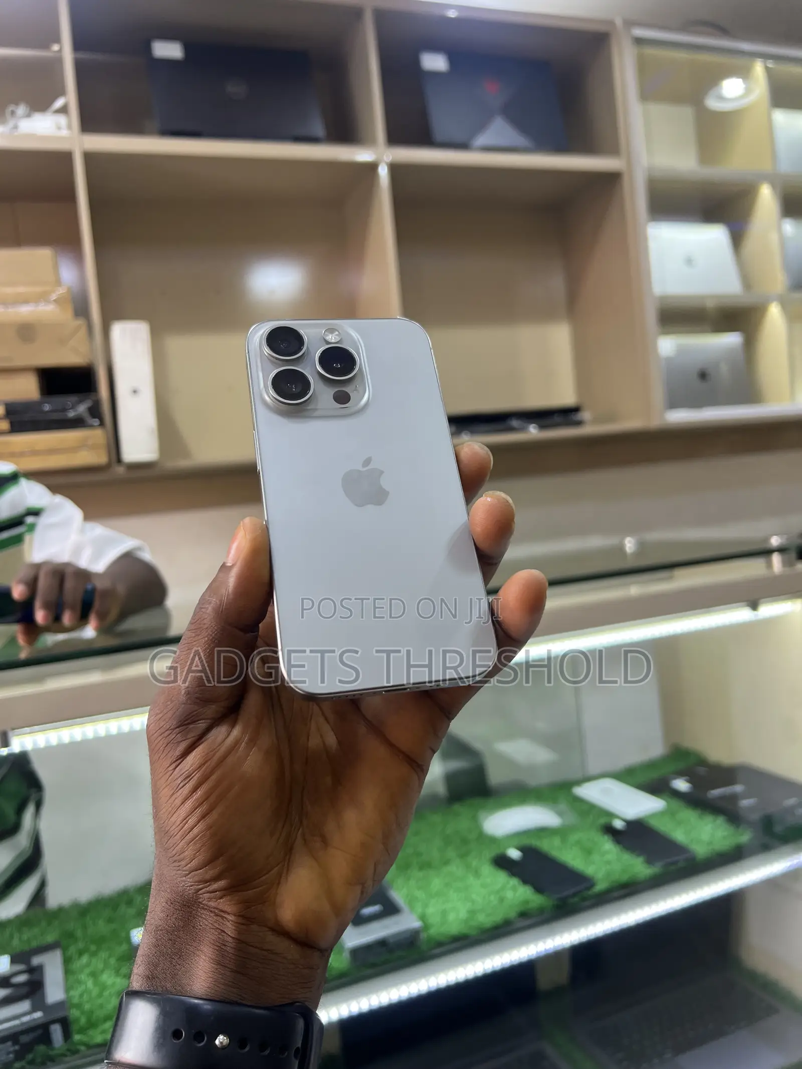 Apple iPhone 15 Pro 128 GB Silver