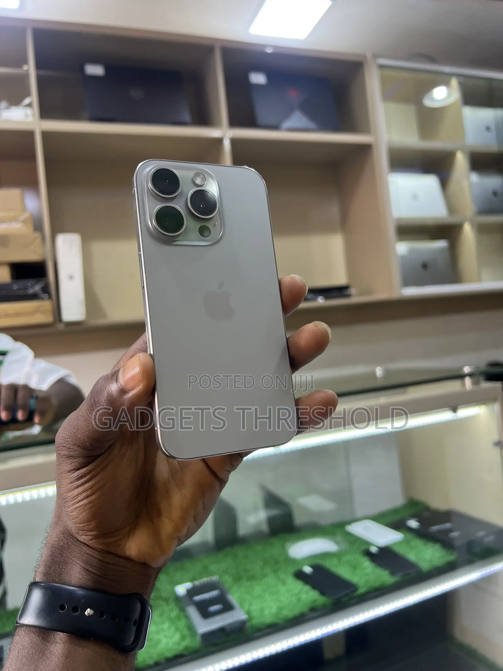 Apple iPhone 15 Pro 128 GB Silver