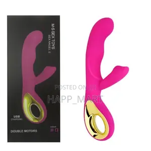 Dildo With Clitoris Vibrator