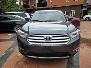Toyota Highlander 2013 Blue