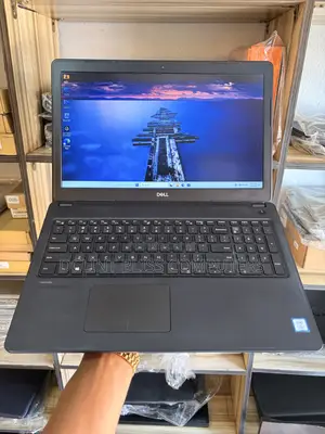 Laptop Dell Latitude 3580 8GB Intel Core i7 SSD 256GB