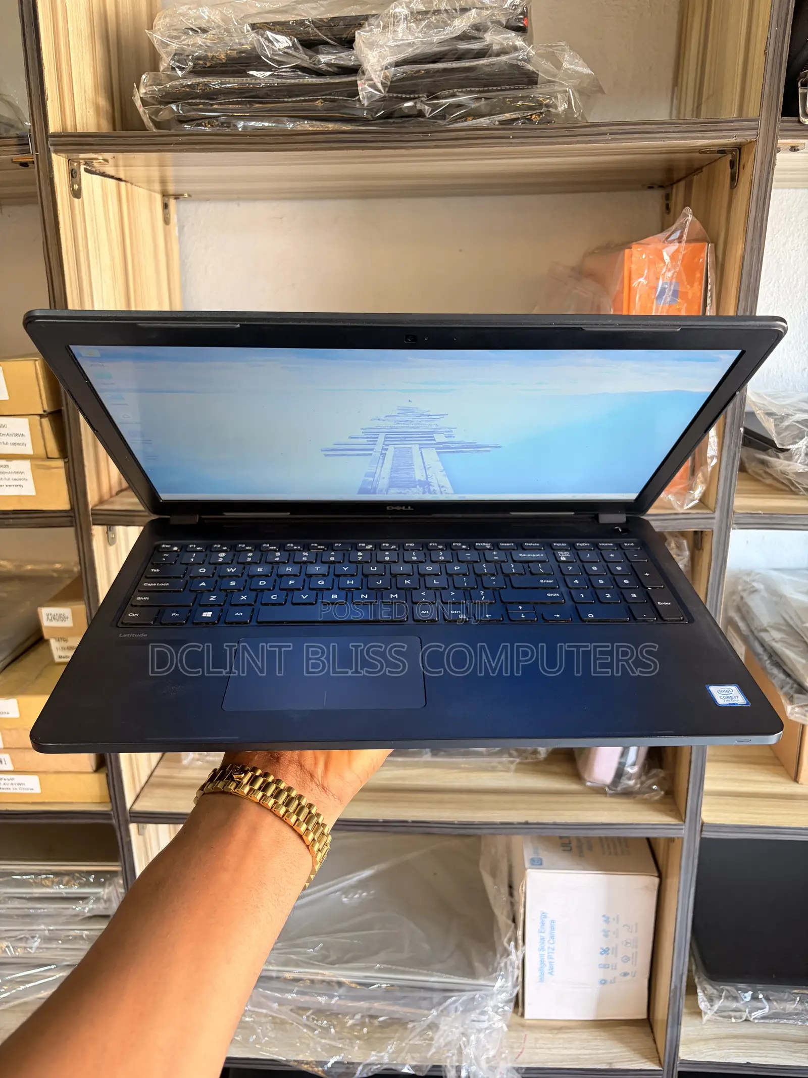 Laptop Dell Latitude 3580 8GB Intel Core i7 SSD 256GB