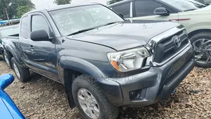 Toyota Tacoma 4dr Double Cab 2016 Gray