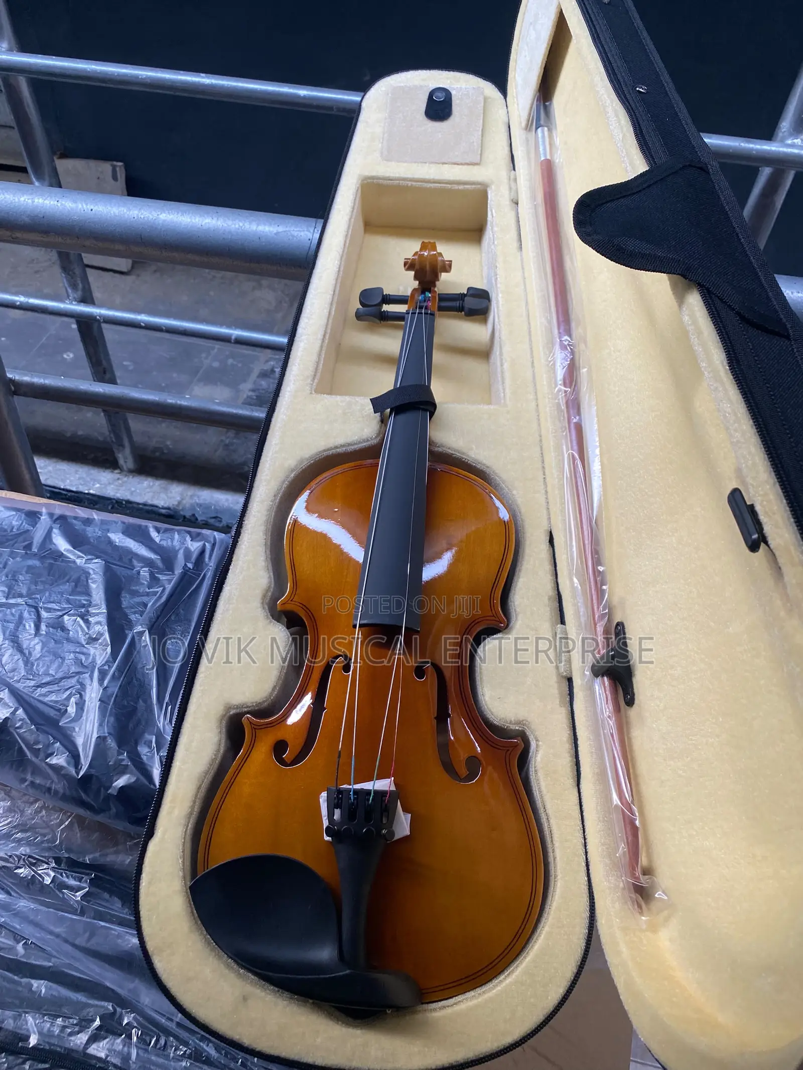 Yahama Violin