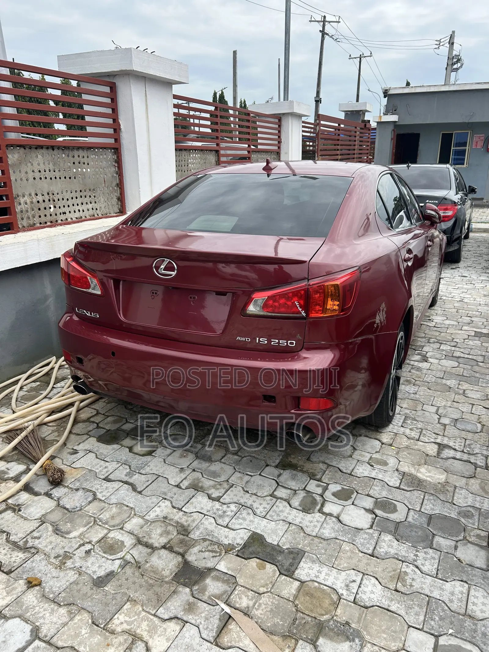 Lexus IS 250 AWD Automatic 2010 Red