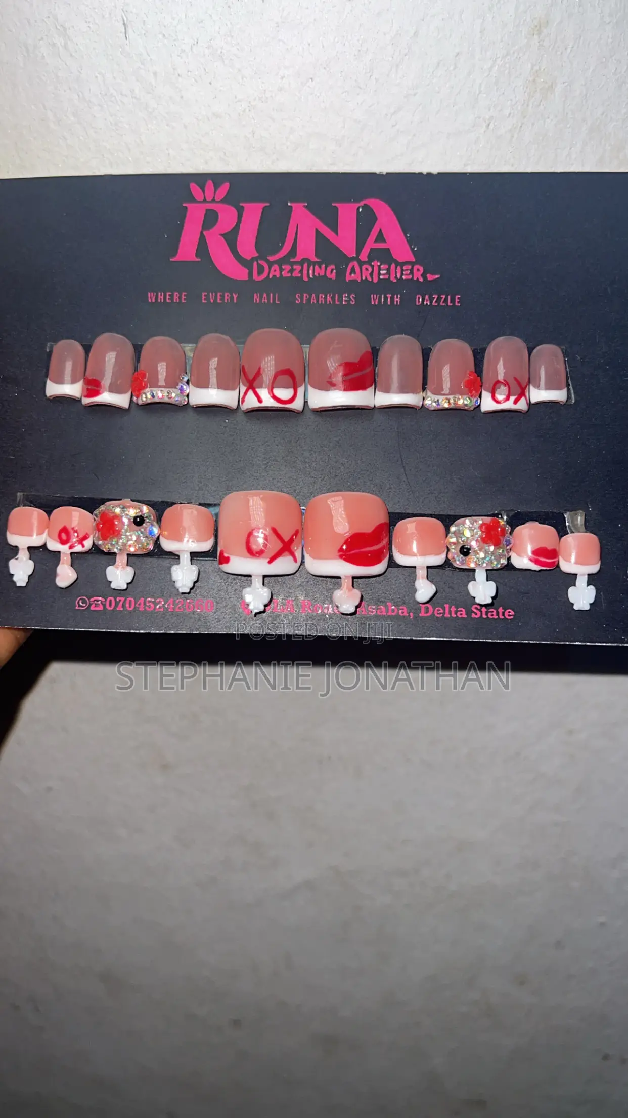 Xoxo Short Medium Sized Press on Nails for Hands and Toes
