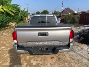 Toyota Tacoma TRD Sport 2018 Silver