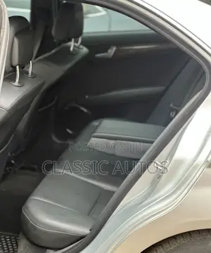 Mercedes-Benz C300 2009 Silver