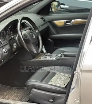 Mercedes-Benz C300 2009 Silver