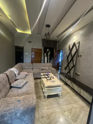 3bdrm Apartment in Olusoji Avenue, Oluyole for rent