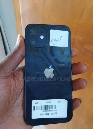 Apple iPhone 12 64 GB Black
