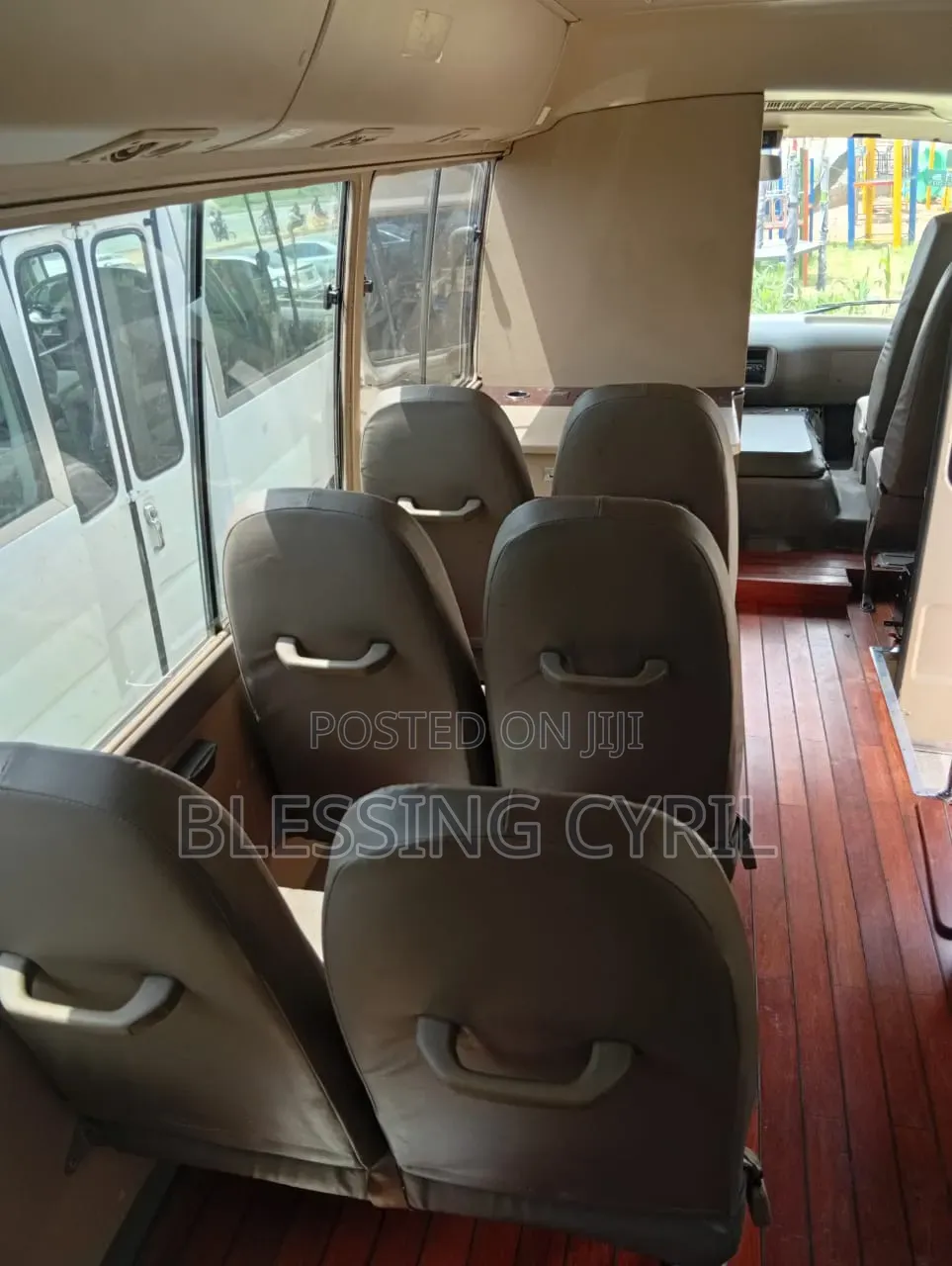 Toyota Coaster 2010 Gold