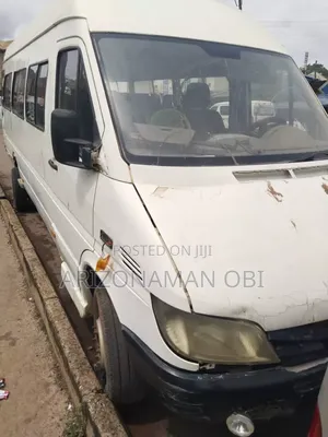 Mercedes-Benz Sprinter 2005 White