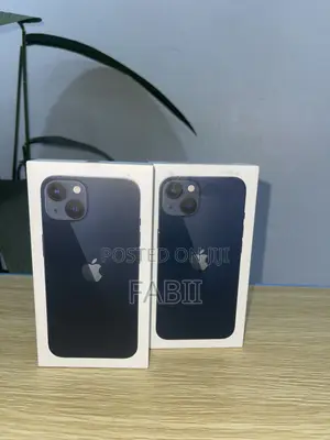 New Apple iPhone 13 128 GB Blue