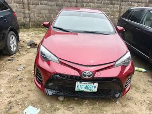 Toyota Corolla 2014 Red