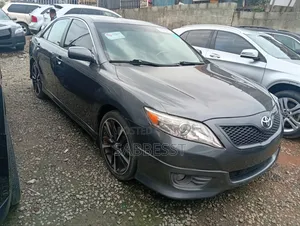 Toyota Camry 2011 Gray