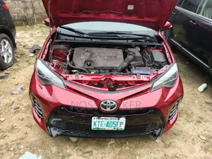 Toyota Corolla 2014 Red