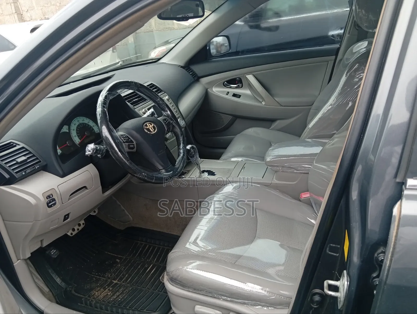 Toyota Camry 2011 Gray