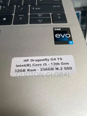 Laptop HP Dragonfly G4 32GB Intel Core i7 SSD 256GB