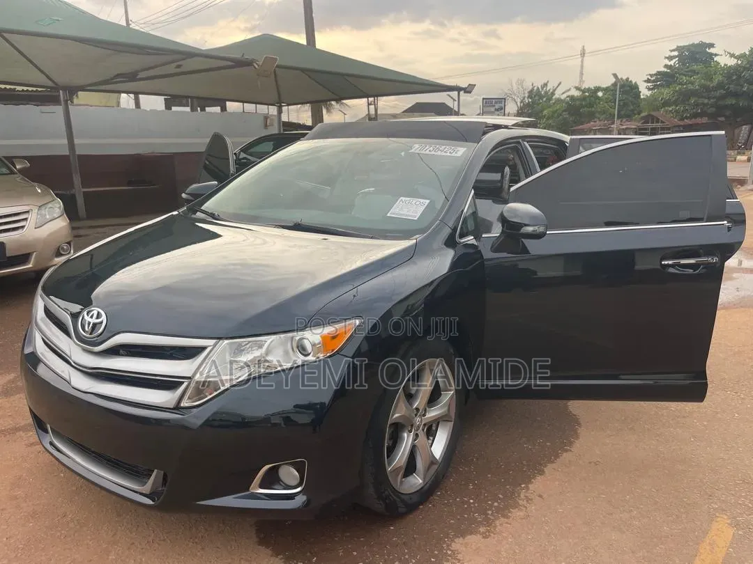 Toyota Venza 2014 Black