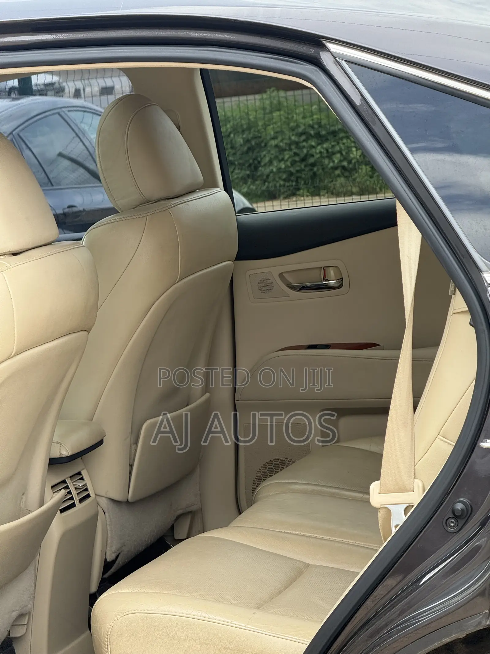 Lexus RX 2011 Purple
