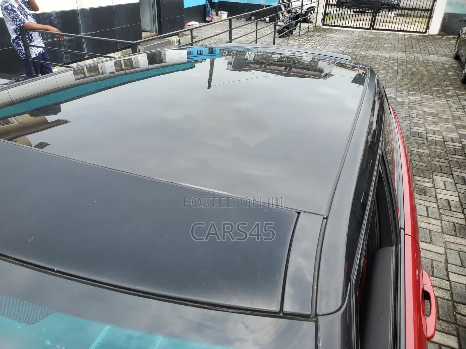 Land Rover Range Rover 2012 Red