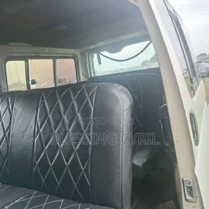 Toyota HiAce 2010 White