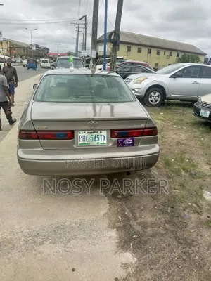Toyota Camry Automatic 1999 Gray
