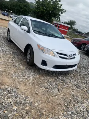 Toyota Corolla 2012 White
