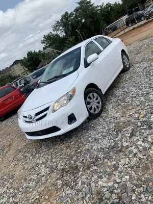 Toyota Corolla 2012 White