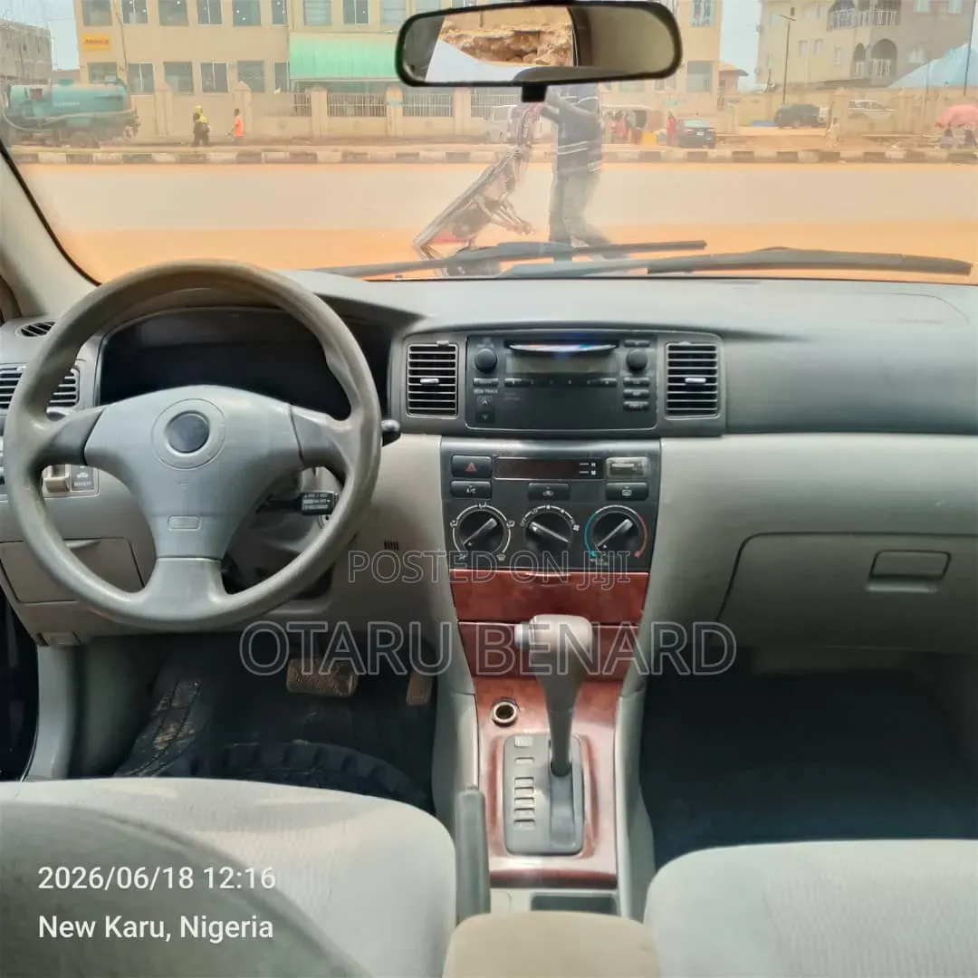 Toyota Corolla 2005 Black