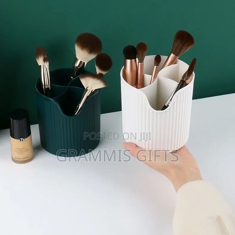 Cosmetic Organizer