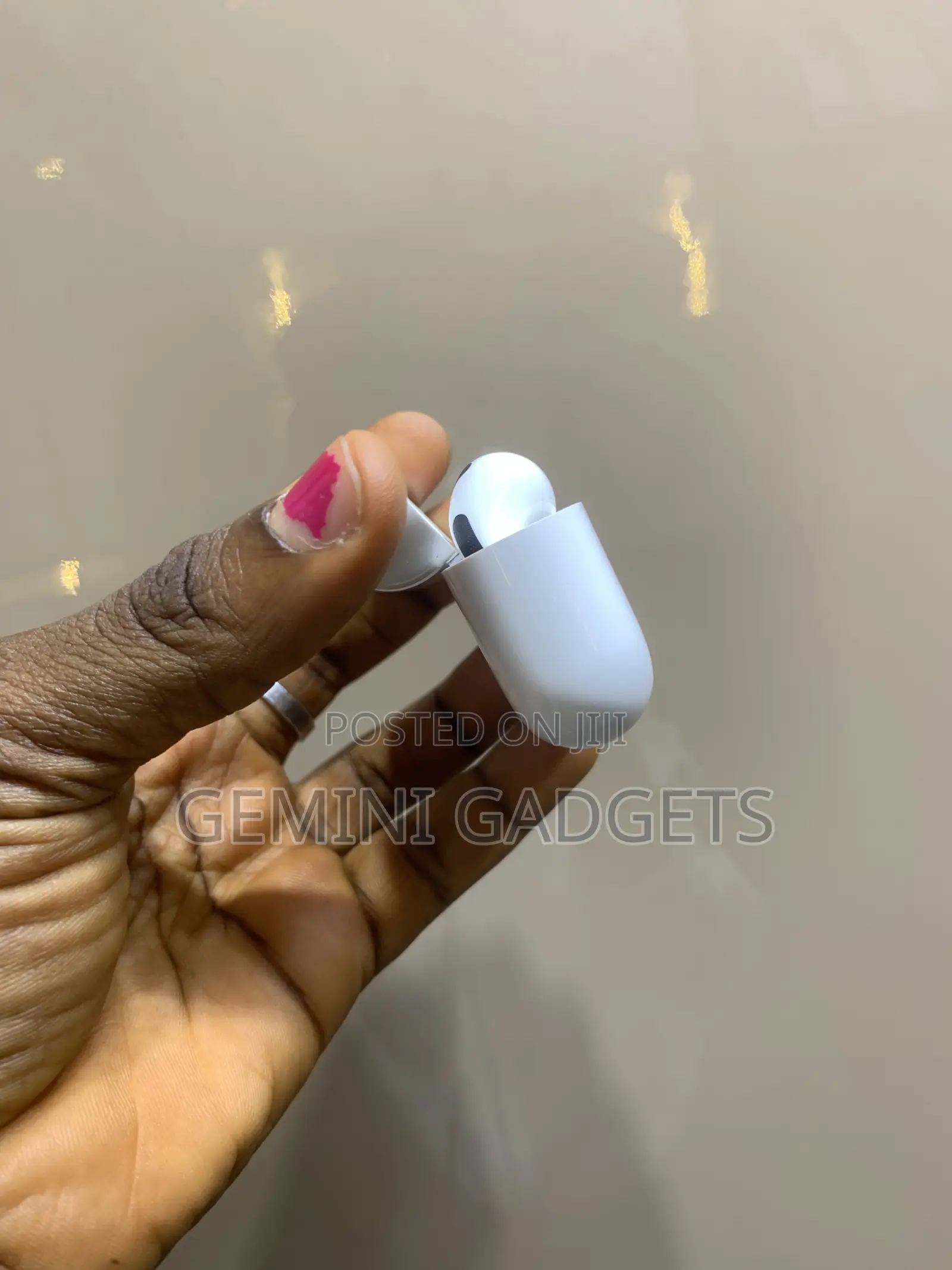 Clean Used Airpod Pro3, Original