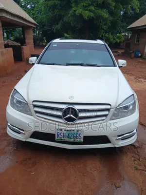 Mercedes-Benz C300 2011 White