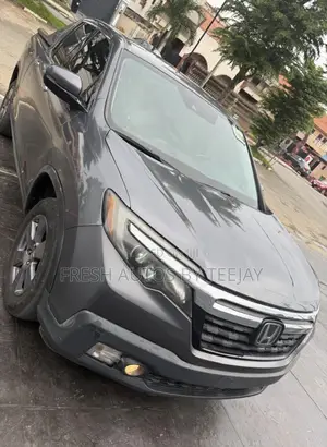 Honda Ridgeline Sport AWD Crew Cab 125.2 in. WB 2020 Gray
