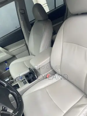 Toyota Highlander 2013 Silver