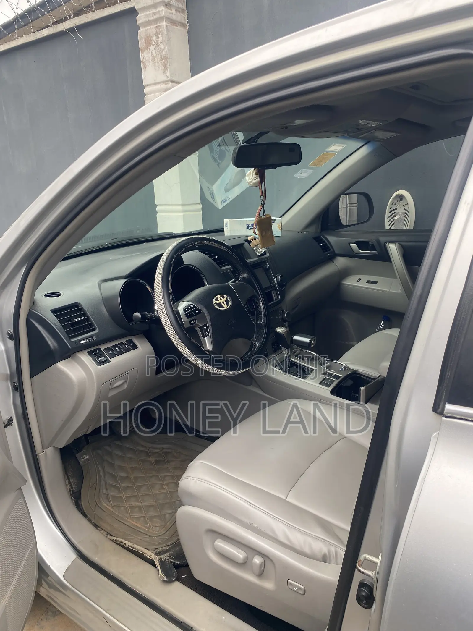 Toyota Highlander 2013 Silver