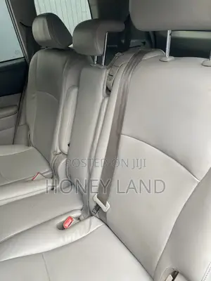 Toyota Highlander 2013 Silver