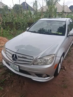 Mercedes-Benz C300 2010 Silver