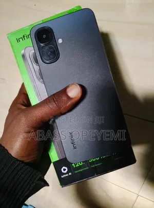 New Infinix Smart 10 64 GB Black