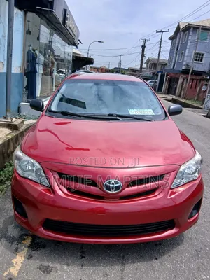 Toyota Corolla 2012 Red