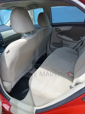 Toyota Corolla 2012 Red