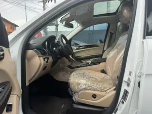 Mercedes-Benz GLE-Class 2016